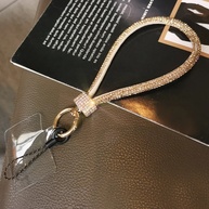Lanyard de Celular Luxo: Elegância e Segurança - imagem 3