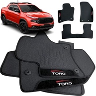 Jogo de Tapete Borracha Fiat Toro 2016-2025: Personalizado, Impermeável e com Logo Bordado - 3 Peças Traseira Inteiriça - imagem 2