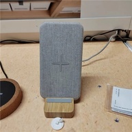 Carregador Wireless de Bambu: Elegância e Praticidade - imagem 2