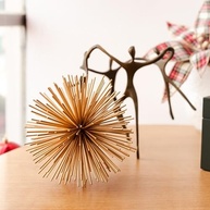 Enfeite Ouriço Dourado G - Decoração Elegante e Moderna para Ambientes Sofisticados - imagem 3