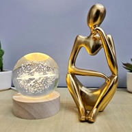 Kit Decorativo Luminária Bola Galáxia + Estátua Pensador Abstrato - Decoração Criativa e Sofisticada - imagem 3