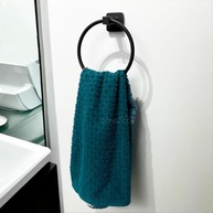 Porta Toalha Preto Fosco Redondo em Aço Inox 304 - Design Moderno para Banheiro e Lavabo - imagem 3