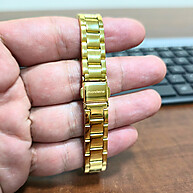 Relógio Mondaine Feminino Dourado: Elegância em Cada Detalhe - imagem 2