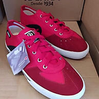 Tênis Futsal Rainha Original: Conforto e Estilo para o Dia a Dia - imagem 1