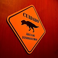 Quadro Infantil T-Rex: Decore o Quarto com Diversão! - imagem 1