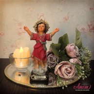 Imagem Divino Menino Jesus em Resina Importada - 13 cm | Decoração Religiosa Refinada - imagem 2