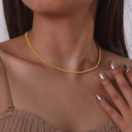 Colar Dupla Camada Vnox: Elegância Dourada - imagem 2