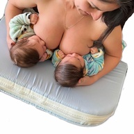 Almofada de Amamentação para Gêmeos Grande Azul - Conforto Duplo com Design Ergonômico - imagem 3