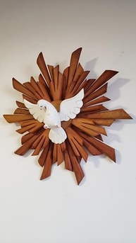 Divino Espírito Santo com Raios Duplos em Madeira Artesanal - 35 cm - Decoração Espiritual Mineira - imagem 4