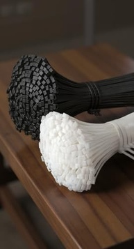 duravel-e-os-forte-unidades-para-abracadeira-todos-a-projetos-1000-30cm-nylon-fixacao-a