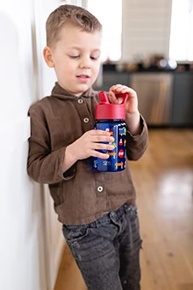 Garrafa Infantil Tritan sem BPA - Canudo à Prova de Vazamento | Segura, Leve e Durável para Crianças - imagem 3