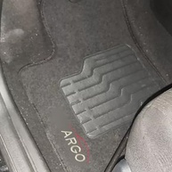 Tapete Automotivo Fiat Argo 2017-2022: Proteção e Estilo com Bordado Exclusivo - imagem 5