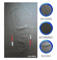 Capa Banco Moto Emborrachada 3D Preta Universal XRE 300 - Antiderrapante e Impermeável - imagem 3