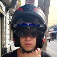 Capacete Nzi Combi 2 Shock: Segurança e Estilo em Branco/Vermelho/Azul - imagem 3