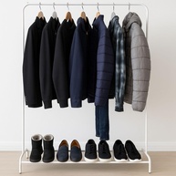 e-e-sapateira-praticidade-com-estilo-cabideiro-arara-prateleira-a-de-chao-com-organize-a