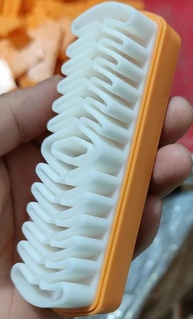 Escova Limpa Couro Karbox Rubber Brush: Limpeza Profunda para Bancos, Bolsas e Botas - imagem 4