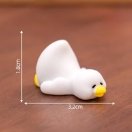 Ornamento de Pato Branco em Resina - Mini Estatueta Criativa para Decoração e Micro Paisagem - imagem 3