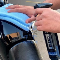 Cera Líquida Blend Black Spray Vonixx: Brilho Intenso para Carros Pretos e Escuros - imagem 5