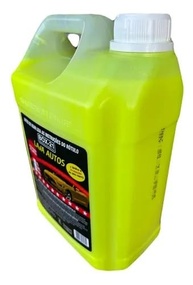 Shampoo Automotivo com Cera Carnaúba 5L: Limpeza Profunda e Brilho Duradouro para Carro e Moto - imagem 2