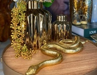 Estátua de Cobra em Resina Dourada - Decoração Elegante e Durável para Casa e Jardim - imagem 3