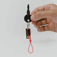 Segurança e Estilo: 200 Cordões de Celular! - imagem 3