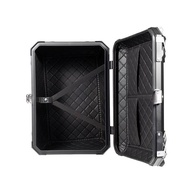 Bauleto Traseiro Moto GP Tech 65L Alumínio Polido Prata - Segurança e Estilo para Sua Viagem - imagem 3