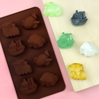 Forma de Silicone para Doces em Formato de Veículos - Carro, Trem, Avião e Barco - imagem 3