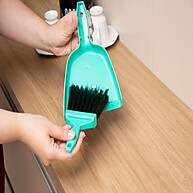 Pá e Escova de Mesa Noviça Vassourinha Duo: Limpeza Prática e Eficiente - imagem 2