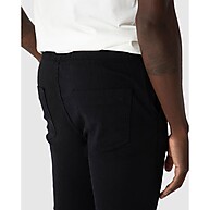 elastano-com-sarja-em-conforto-e-estilo-frontal-cadarco-com-masculina-chino-calca