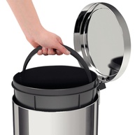 elegancia-e-praticidade-tramontina-30l-inox-lixeira