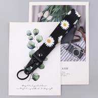 Chaveiro Floral: Elegância e Praticidade - imagem 2