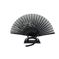 Leque de Madeira com Estampa Elegante - Ventilador de Mão Chique e Sustentável (Borboleta Cinza) - imagem 1