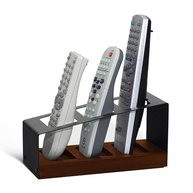 elegante-preto-a-minimalista-ipe-madeira-porta-controle-e-rugoso-geguton-organizacao-em-a