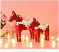 Conjunto de Cavalos Dala Suecos em Madeira - Estilo Dalecarliano, Decoração de Natal Elegante e Pintada à Mão - imagem 3
