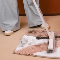 Simplo - Vassoura Emborrachada com Rodo Multiuso 2 em 1 - Varre, Seca e Tira Pelos de Carpetes e Tapetes - imagem 3
