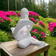 Estátua Decorativa Minimalista Leitor com Livro - Escultura Moderna em Branco para Ambientes Elegantes - imagem 3