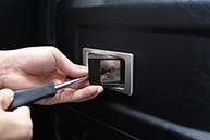 Protetor de Porta em Liga de Alumínio para Land Rover Defender 90/110/130 (2004-2018) - Kit com 2 Peças - imagem 4