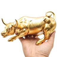 Estátua Touro de Wall Street em Resina Dourada - Decoração para Investidores e Escritórios - imagem 5