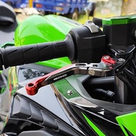 Alavanca de Freio e Embreagem Ajustável CNC para Kawasaki NINJA 500 / Z500 SE 2024-2025 (Vermelho + Preto) - imagem 3