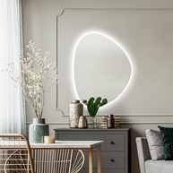 Espelho Orgânico 70x58 com LED Embutido e Fonte Bivolt - Iluminação Moderna e Elegante - imagem 2