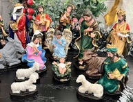 Presépio de Natal Completo 16 Peças em Resina - Decoração Encantadora para o Natal - imagem 5