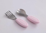 Kit Talher Infantil em Aço Inox e Silicone com Estojo Rosa - Seguro, Ergonômico e Prático para Crianças - imagem 2
