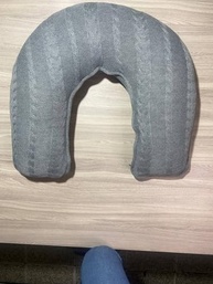 Almofada de Amamentação Travesseiro Ergonômico em Tricot Hipoalérgico com Zíper (Cinza Escuro) - imagem 2