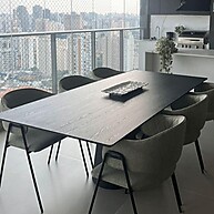 Mesa de Jantar Cone Ébano: Elegância e Espaço - imagem 2