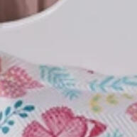 Kit Cobre Leito Solteiro 2 Peças: Colcha Dupla Face e Porta-Travesseiro Estampado - imagem 2