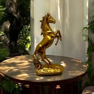 Estatueta de Cavalo em Pé em Resina - Decoração Elegante para Casa e Escritório - imagem 3