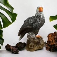 Kit 2 Estatueta Águia Gavião em Resina - Decoração e Repelente Natural para Pombos e Passaros - 14cm - imagem 3