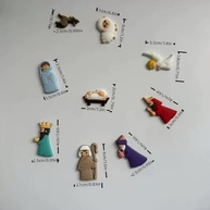 Conjunto de 9 Estatuetas de Presépio em Resina - Decoração de Natal Animada e Encantadora - imagem 4