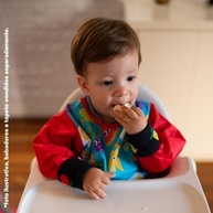 Kit 2 Munhequeiras para Babador BLW Frutas - Proteção e Estilo na Introdução Alimentar - imagem 4