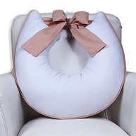Almofada de Amamentação com Laço Piquet Branco e Rosê - Conforto e Estilo para Mães - imagem 1